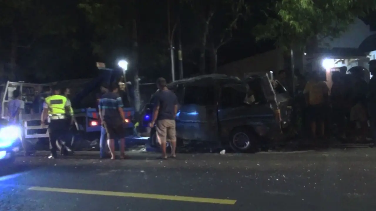 Kecelakaan empat mobil terjadi di Gunungkidul, satu orang tewas. (Foto: Liputan6.com/Hendro Ary Wibowo)