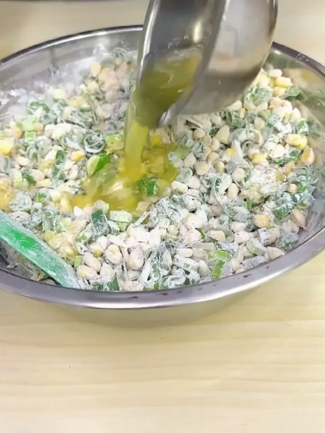Tanpa Baking Soda, Ini Cara Goreng  Bakwan Jagung yang Renyah dan Serap Sedikit Minyak
