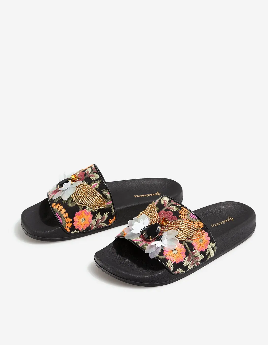 Sandals with fabric upper, Rp 499.900. (stradivarius.com)