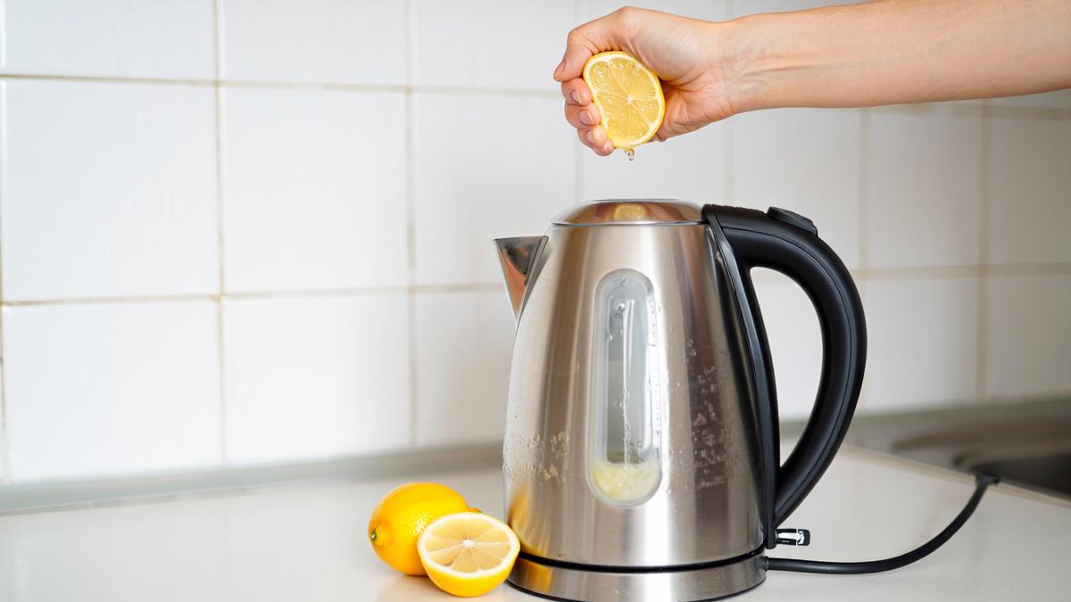 7 Cara Membersihkan Kerak di Ketel Listrik tanpa Merusak Elemen Pemanas