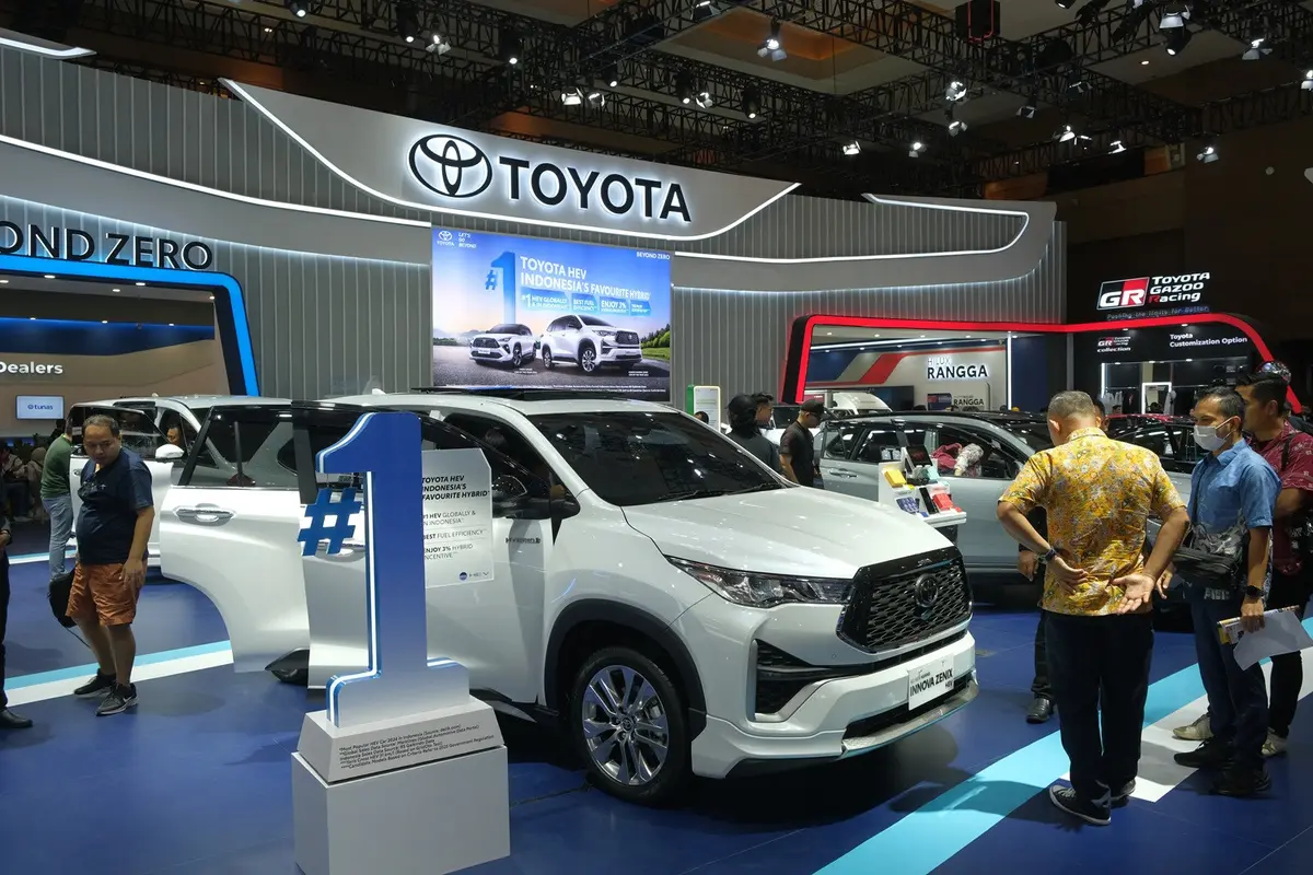 Toyota Catatkan 2.728 Unit SPK di IIMS 2025, Model Hybrid Terlaris (ist)