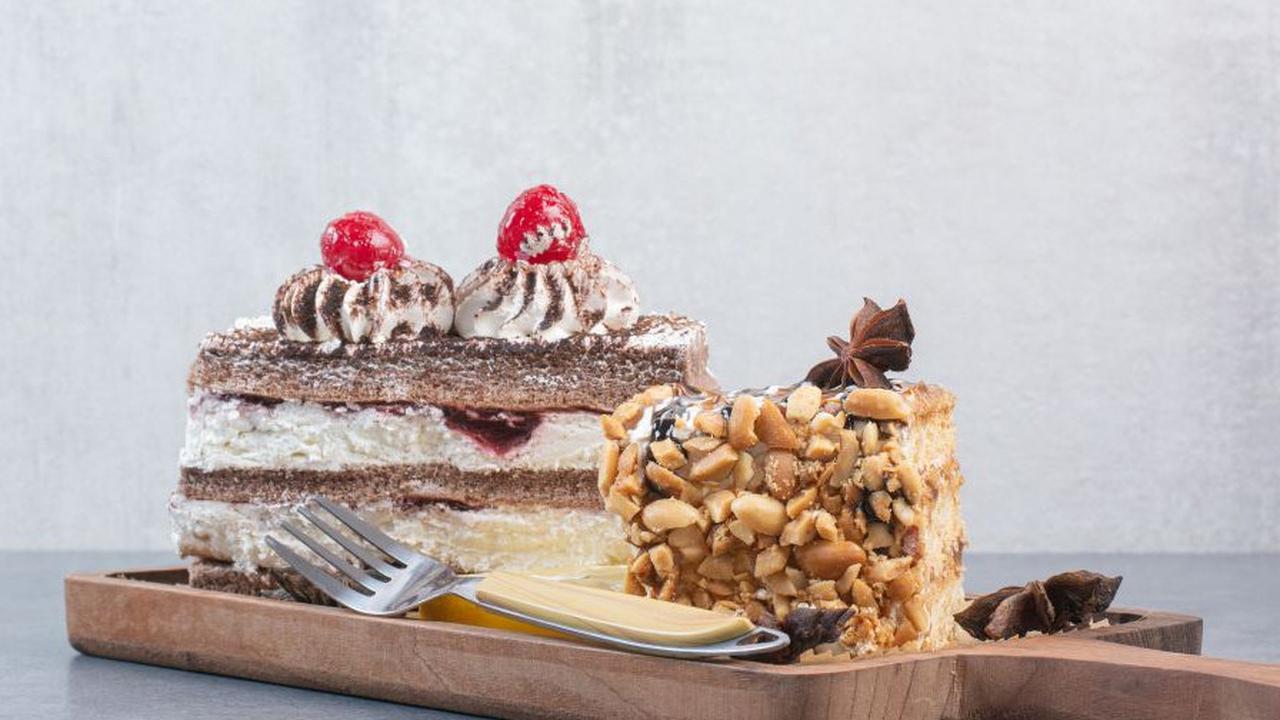 Cakes