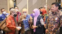 Gubernur Jawa Timur (Jatim) Khofifah Indar Parawansa meresmikan enam Desa Devisa baru Jatim di Surabaya, Rabu (2/11/2022).