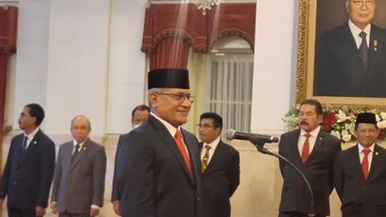 Dilantik Jokowi, Marthinus Hukom Resmi Jabat Kepala BNN