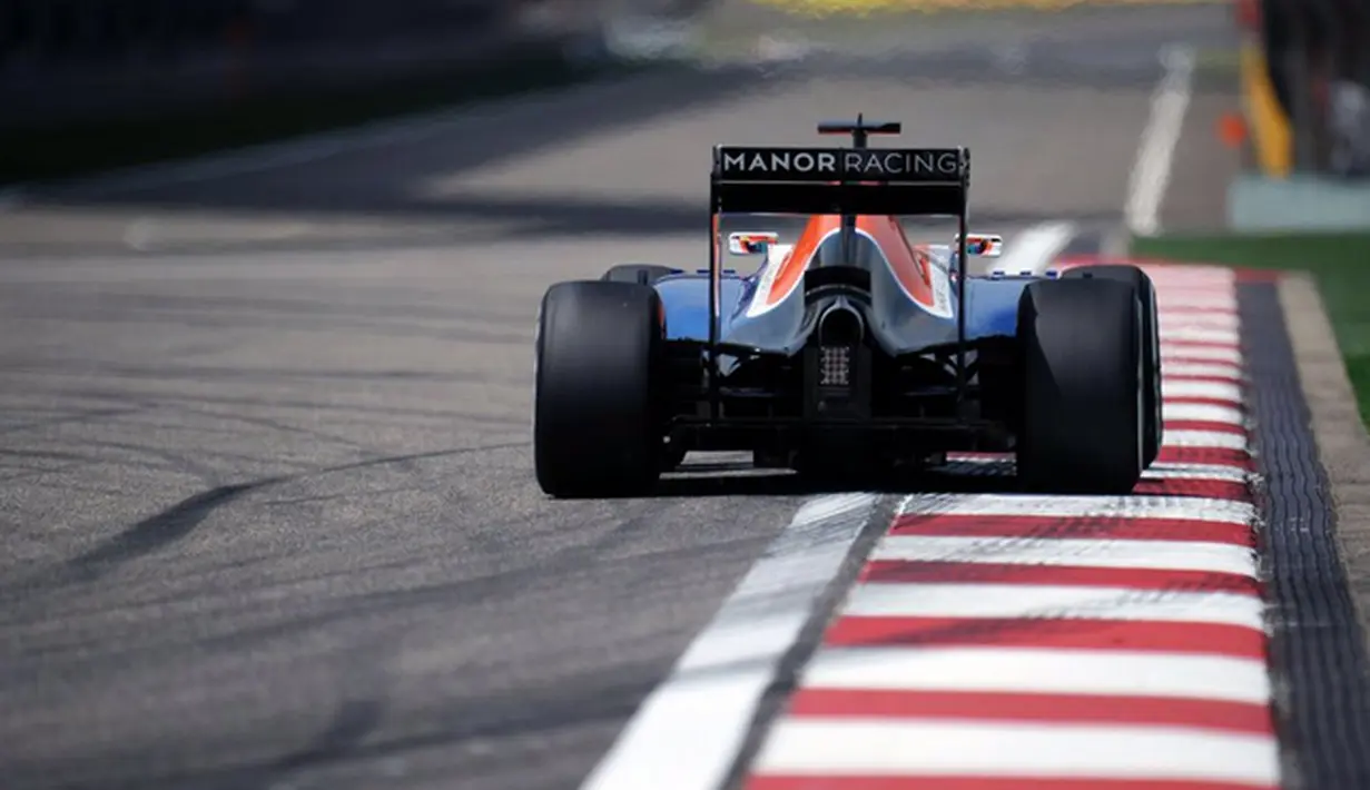 Pebalap Manor Racing asal Indonesia, Rio Haryanto, berada di posisi ke-19 dalam latihan bebas kedua F1 GP China di Sirkuit Internasional Shanghai, China, Jumat (15/4/2016). (Bola.com/Twitter/Manorracing)