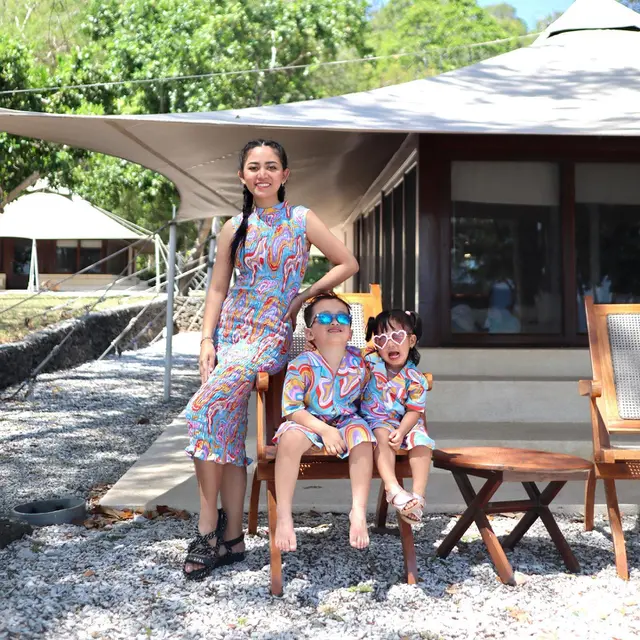 Buka Lembaran Baru, Ini Potret 6 Seleb yang Jadi Single Mom di 2022