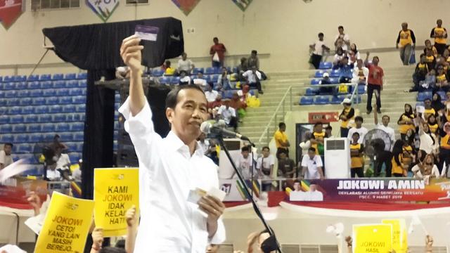 Deklarasi di Palembang, Jokowi Kenalkan 3 Program Kartu Baru