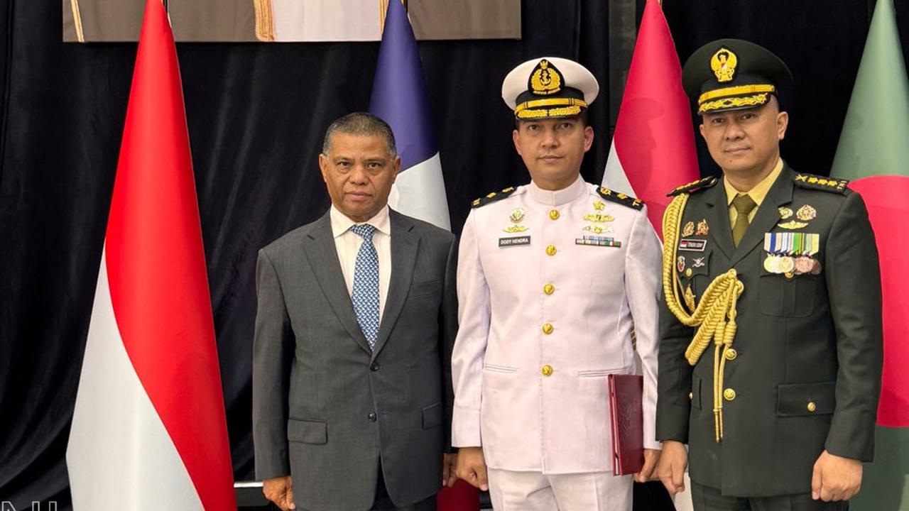 ⁠Sosok Mayor Dody Hendra Cetak Sejarah Baru di TNI AL, Perwira Pertama Lulus Pendidikan Militer di Qatar