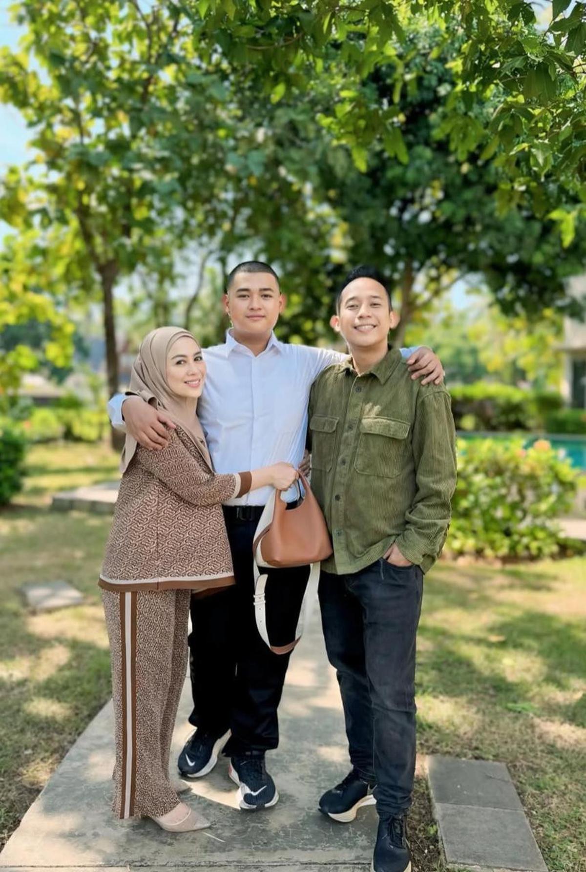 7 Potret Fabian Anak Denny Cagur Jadi Calon Paskibraka Nasional 2025
