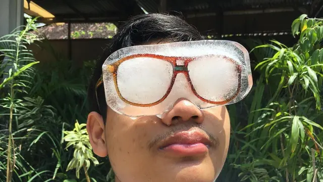 Ingin Tampil Beda, Ini 7 Potret Kreasi Kacamata dengan Desain Unik