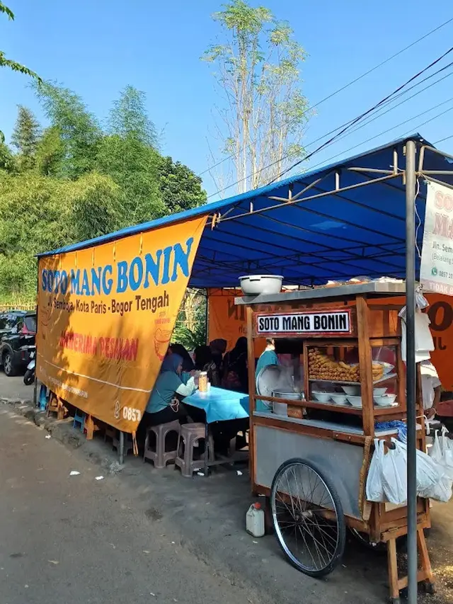 15 Rekomendasi Tempat Makan Enak di Dekat Stasiun Bogor, Kuliner Legendaris hingga Kekinian