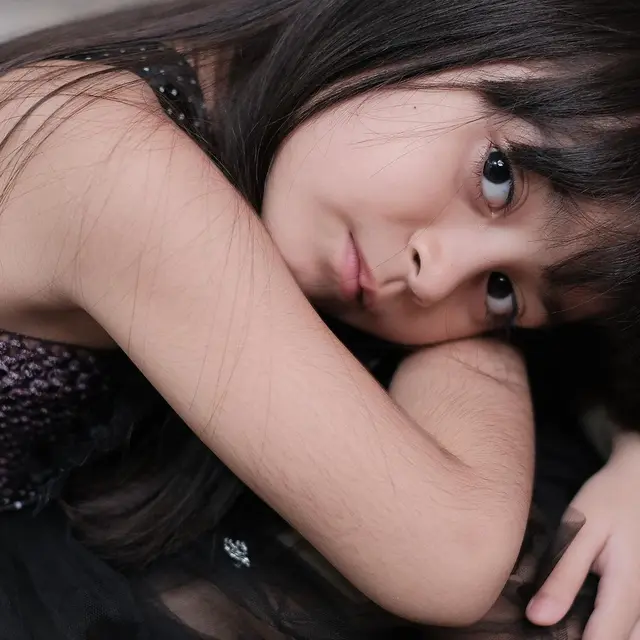 6 Potret Amabel Lennata, Model Cilik yang Disebut Mirip Lesty Kejora dan Rizky Billar