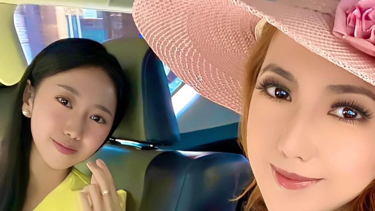 Bak Kakak Adik, Ibu Kombes Cantik Temani Sang Putri Liburan Ke Jogjakarta 'Healing,Katanya Stres Habis Ngurusin Skripsi