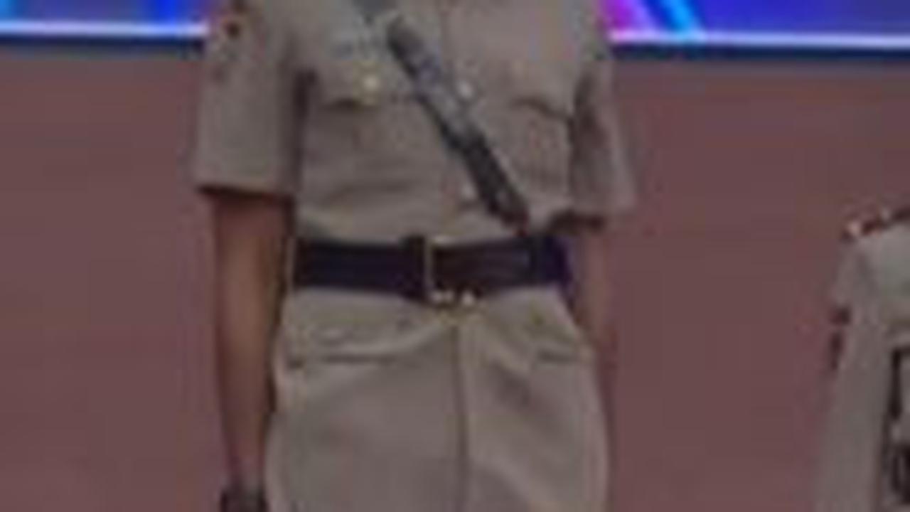 Tinggi Badannya Tak Tanggung-tanggung, Sosok Polisi Jangkung Baru Lulus Perwira ini Ternyata Bukan Orang Sembarangan