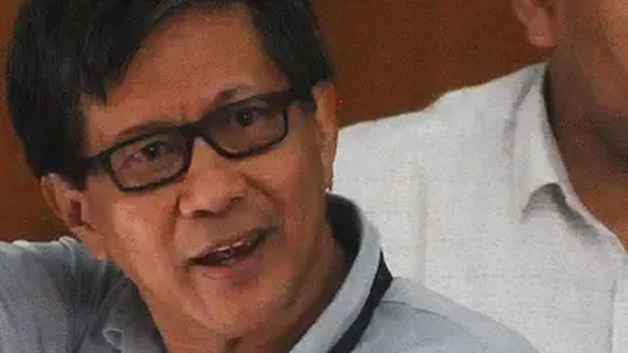 Gaya Santai Rocky Gerung Dilaporkan ke Polisi: Ya Bagus