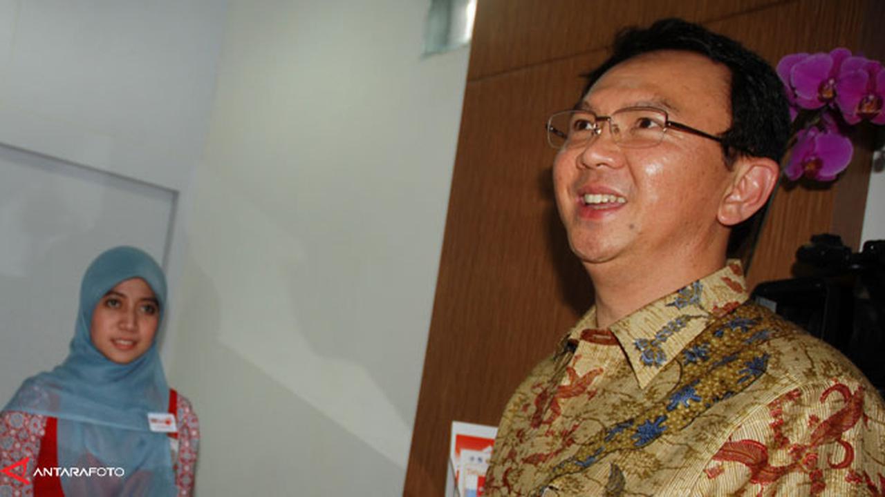 ahok-tertawa130723b.jpg