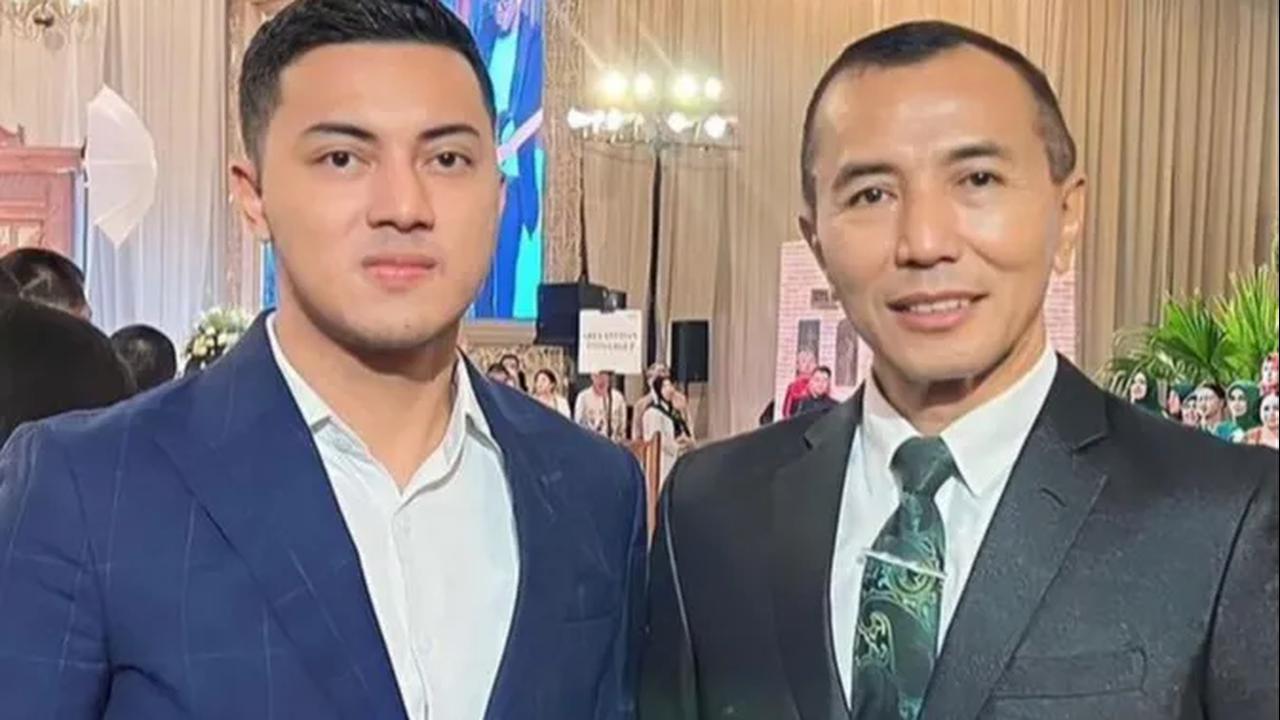 Sebelum ditunjuk menjadi Pangdam XVI Hasanuddin, jenderal bintang dua ini bertugas sebagai Komandan Pusat Kesenjataan Artileri Medan.
