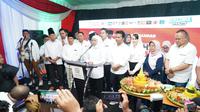 Pasangan Calon Gubernur dan Calon Wakil Gubernur Jawa Timur nomor urut 2 Khofifah Indar Parawansa-Emil Elestianto Dardak menang telak dari para lawannya di Pilgub Jatim (Istimewa)