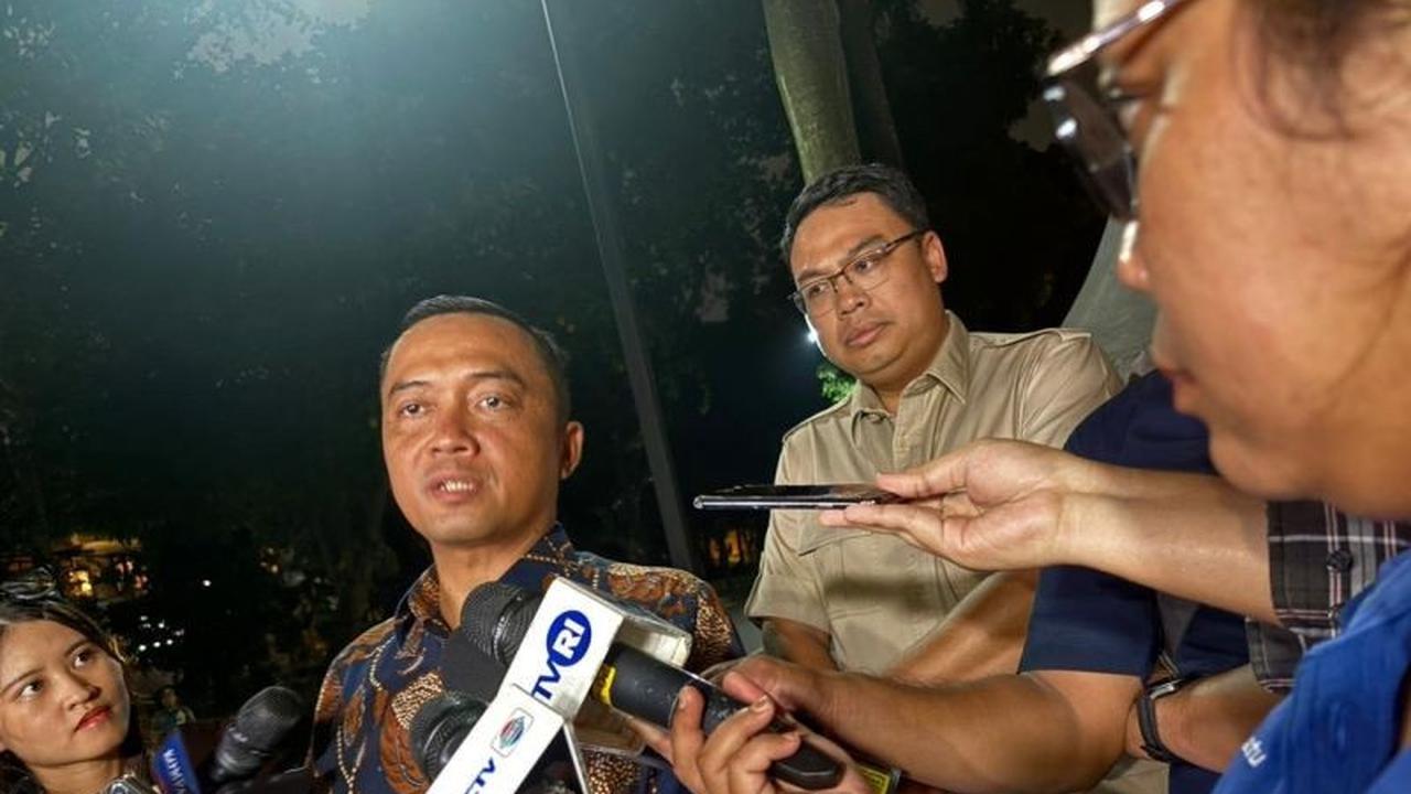 Bukan APBN! Begini Skema Non-APBN Whoosh untuk Bayar Utang Kereta Cepat, Danantara Jadi Penyelamat?