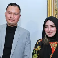 Yulia Mochamad bersama Kuasa Hukumnya bicara soal settingan kabar istri ketiga.