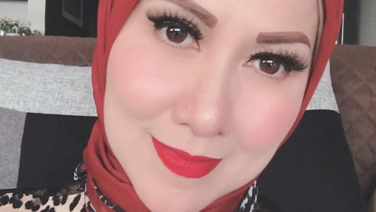 Mantap Berhijab, Ini 6 Potret Penampilan Terbaru Venna Melinda