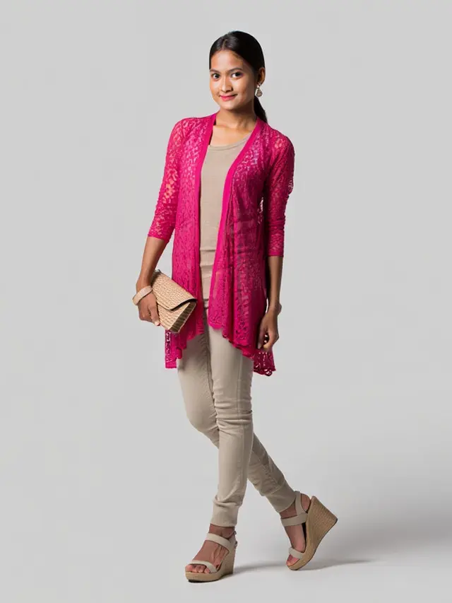 Model Cardigan Brokat yang Cocok Untuk Kondangan Outdoor/Ilustrasi AI