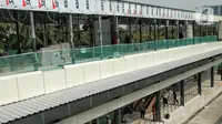 Welfizon menyebut, setelah direvitalisasi, Halte Cawang Central akan menambah kapasitas penumpang dan luas halte kurang lebih tiga kali lipat karena salah satu halte dengan angka pelanggan yang cukup tinggi. (Liputan6.com/Herman Zakharia)