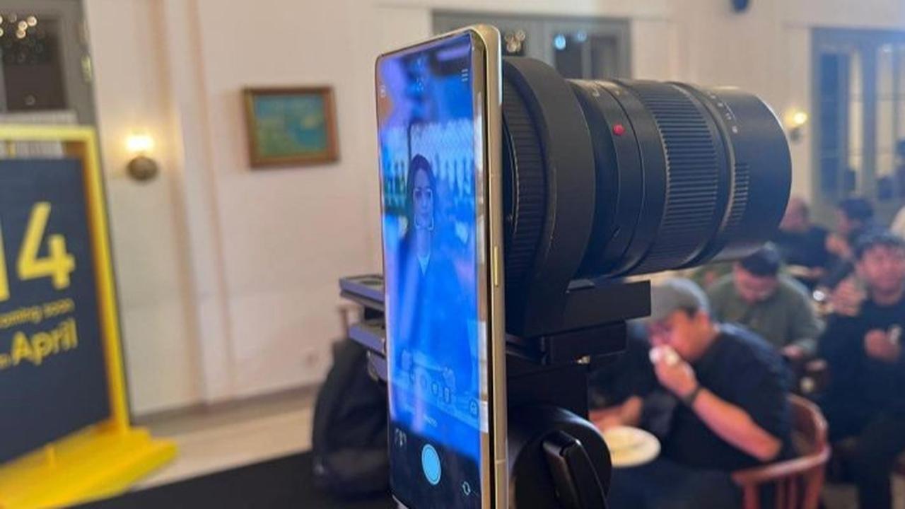 Begini Tampilan Konsep Ganti Lensa DSLR Realme