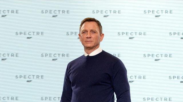 [Bintang] Daniel Craig