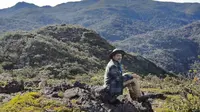 Seorang pendaki di Taman Nasional Gunung Leuser di Aceh. (Dok: Instagram @bbtn_gunungleuser)