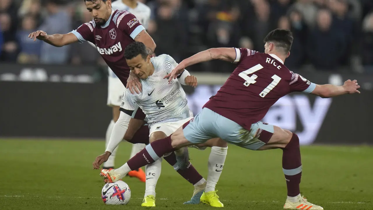 Foto: Liverpool Raih Poin Penuh di Markas West Ham United