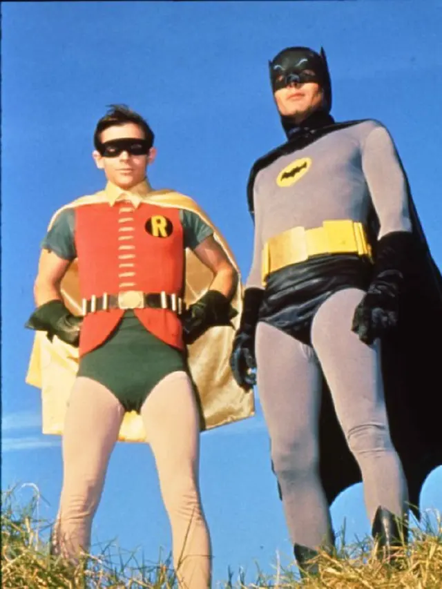 Norak Hingga Gagah, Simak Evolusi Kostum Batman dari Tahun 40-an