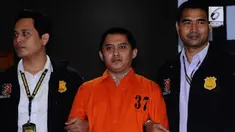 Tiga tersangka kasus First Travel masih diperiksa terkait penipuan, penggelapan, dan dugaan pencucian uang nasabah.