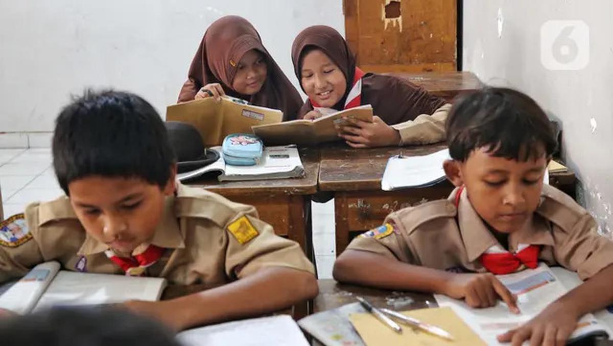 Mahkamah Konstitusi Kabulkan Uji Materi UU Sisdiknas, Pendidikan Dasar 9 Tahun Gratis