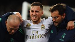 Real Madrid harus menggelontorkan uang sebesar 115 juta euro untuk mendatangkan Eden Hazard dari Chelsea pada bursa transfer musim panas 2019. Namun, Hazard lebih sering absen karena didera cedera. (AFP/Gabriel Bouys)