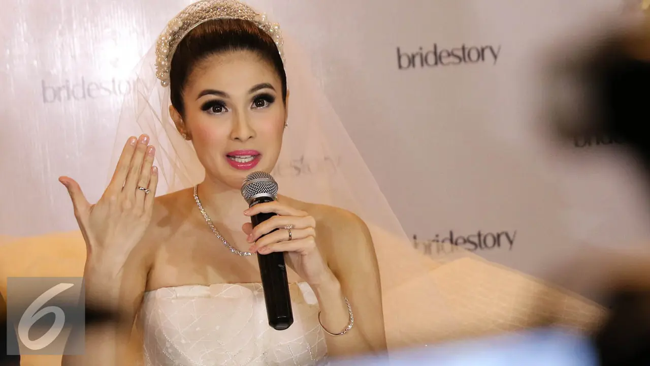 Sandra Dewi