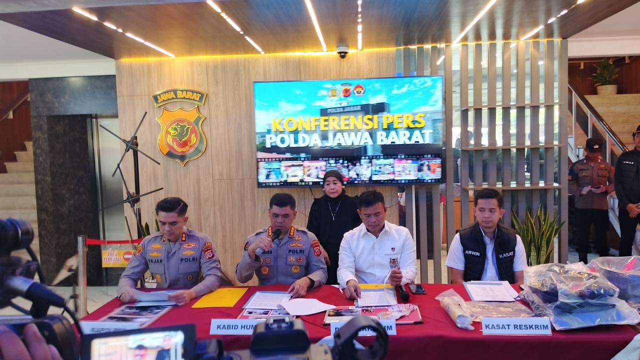 Polisi rilis kasus pembunuhan satu keluarga Sachroni