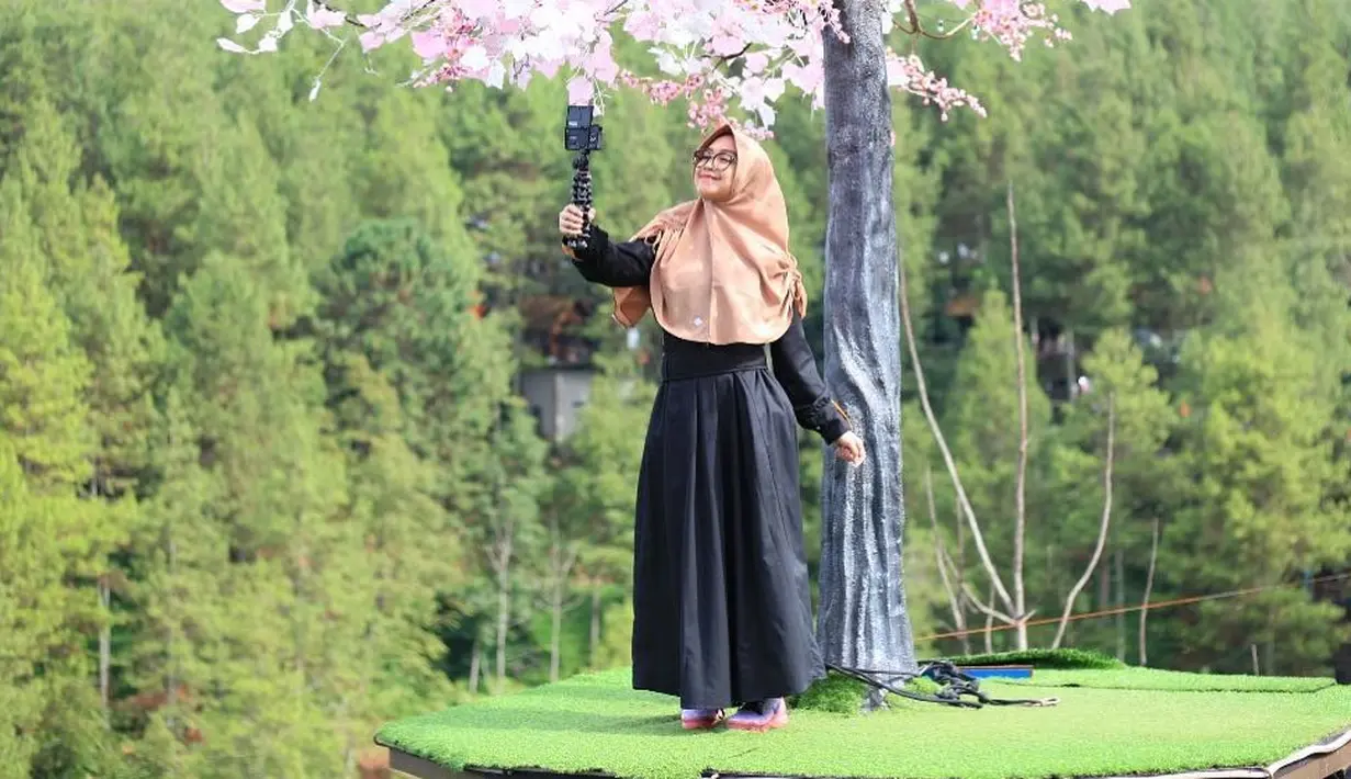 (Instagram/riaricis1795)