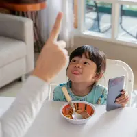 Melabeli anak./Copyright shutterstock.com/g/oduaimages