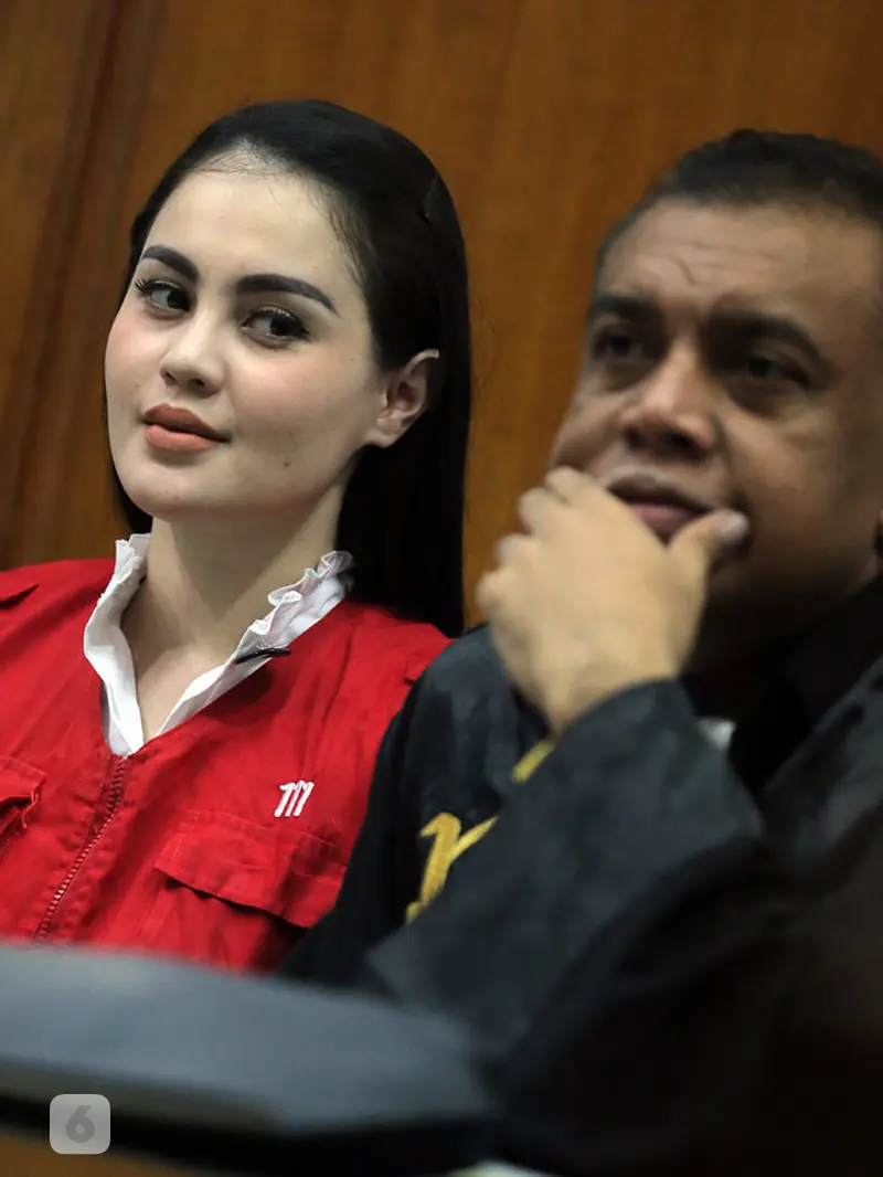 [Bintang] Sidang Jennifer Dunn