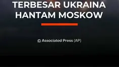 Dilansir dari laporan kantor berita pemerintah Rusia, TASS, Ukraina melancarkan serangan drone terbesar ke Moskow dalam dua tahun terakhir pada Kamis (18/06/2026). Serangan tersebut menyebabkan kerusakan pada sejumlah infrastruktur, memicu kebakaran, serta menebarkan puing-puing di berbagai wilay...