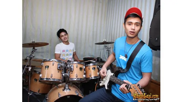 Lagunya Viral di TikTok, Ini 6 Potret Jadul The Junas saat Masih Aktif Ngeband