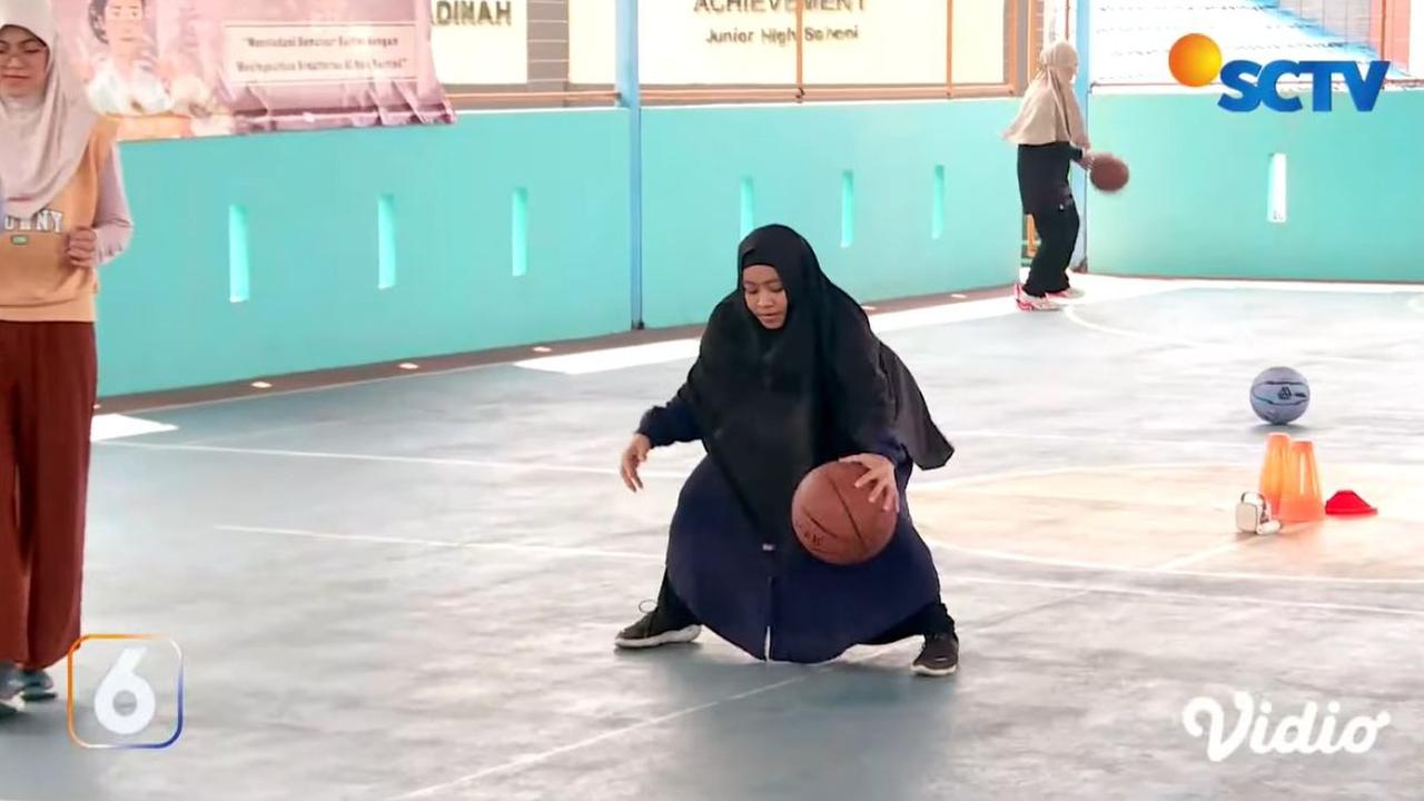 Para Anggota Nyaman dengan Gaya Hijabnya Masing-masing