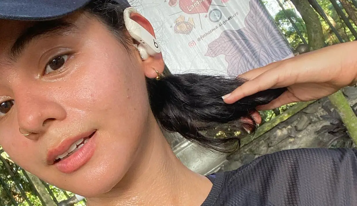 <p>Artis cantik berdarah keturunan Arab, Pakistan, dan Sunda ini memang dikenal dengan parasnya yang cantik. (FOTO: instagram.com/sahilahisyam/)</p>