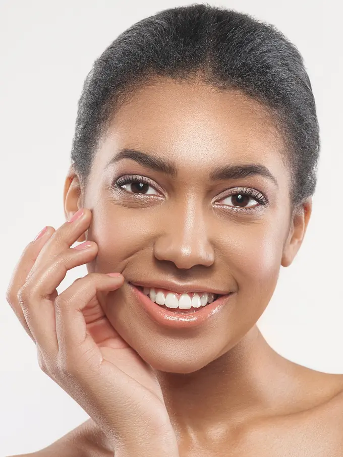 Kampanye #findyourlight Lancôme untuk kulit wajah berkilau perempuan Asia / Image: Shutterstock