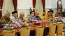 Para Dewan Pengarah Badan Pembinaan Ideologi Pancasila (BPIP) menemui Presiden Joko Widodo (Jokowi) di Istana Merdeka, Jakarta, Kamis (9/5/2019). Megawati Soekarnoputri yang mewakili Dewan Pengarah BPIP melaporkan hasil kerja lembaganya secara berkala kepada Jokowi. (Liputan6.com/Angga Yuniar)