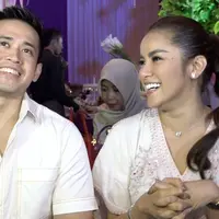 Demi hindari kesalahpahaman, Olla Ramlan selalu periksa handphone suaminya, Aufar Hutapea. 