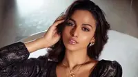 Miss Universe India 2020 Adline Castelino. (dok. Instagram @adline_castelinofficial/https://www.instagram.com/p/COFJlUsBzev/Dinny Mutiah)