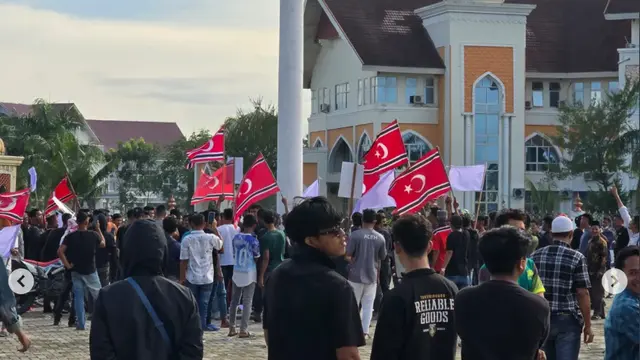 TNI bubarkan aksi pembawa bendera GAM di Aceh