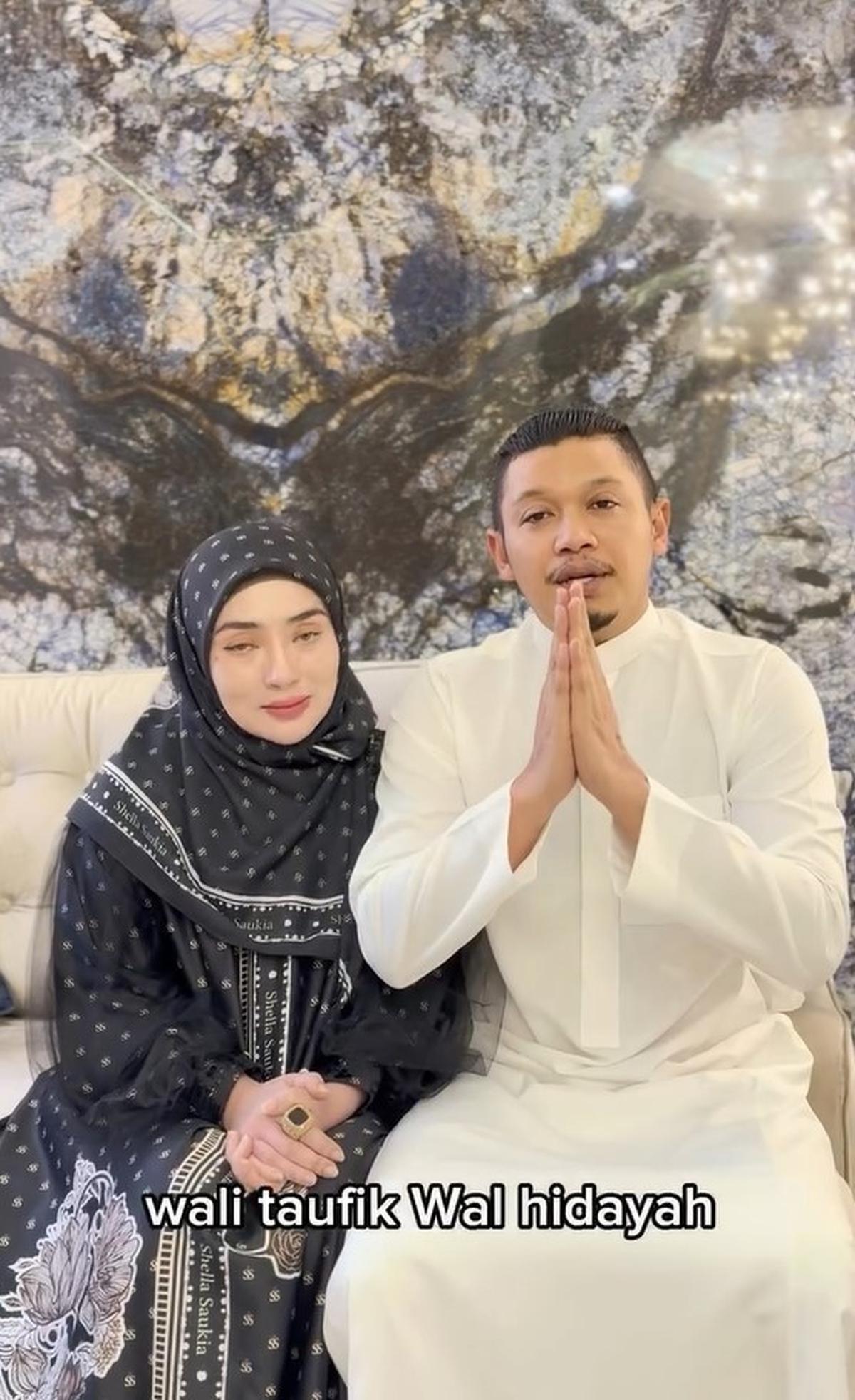 Shella Saukia dan Suami Minta Maaf Terkait Heboh Berangkatkan Umrah Isa Zega, Disemangati Netizen
